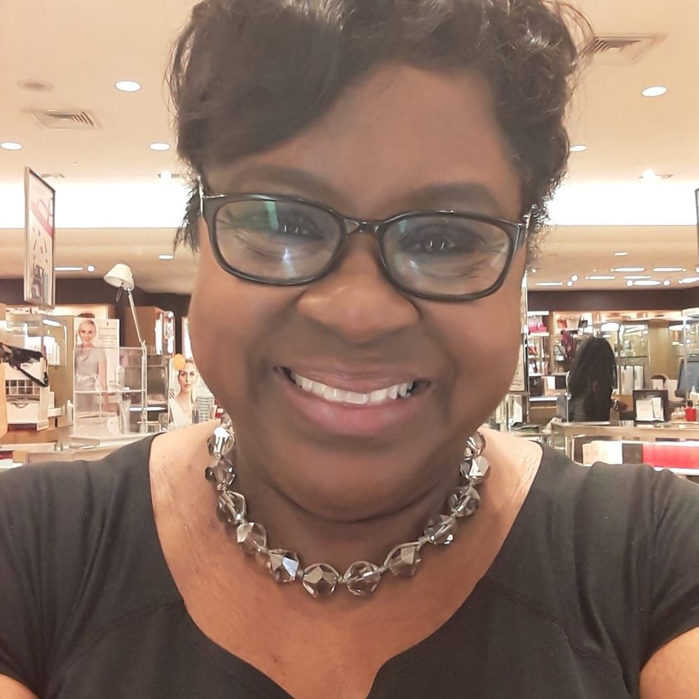 Meet your Posher, Joyce